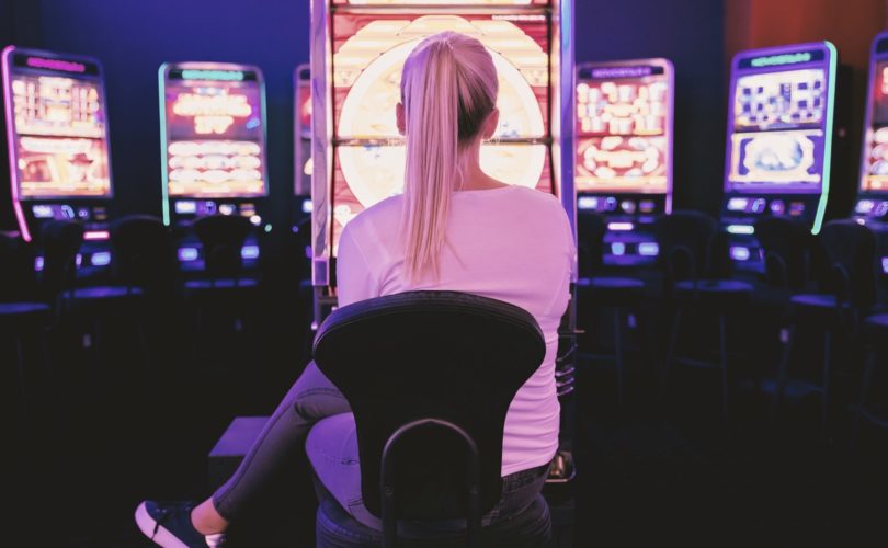 Bank-Apps als Kontrollinstanz: Automatische Limits und Warnungen bei zu hohem Spielverhalten